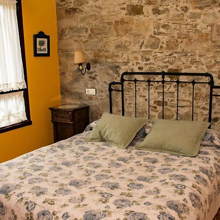 Apartamentos El Cueto Oviñana Buitenkant foto