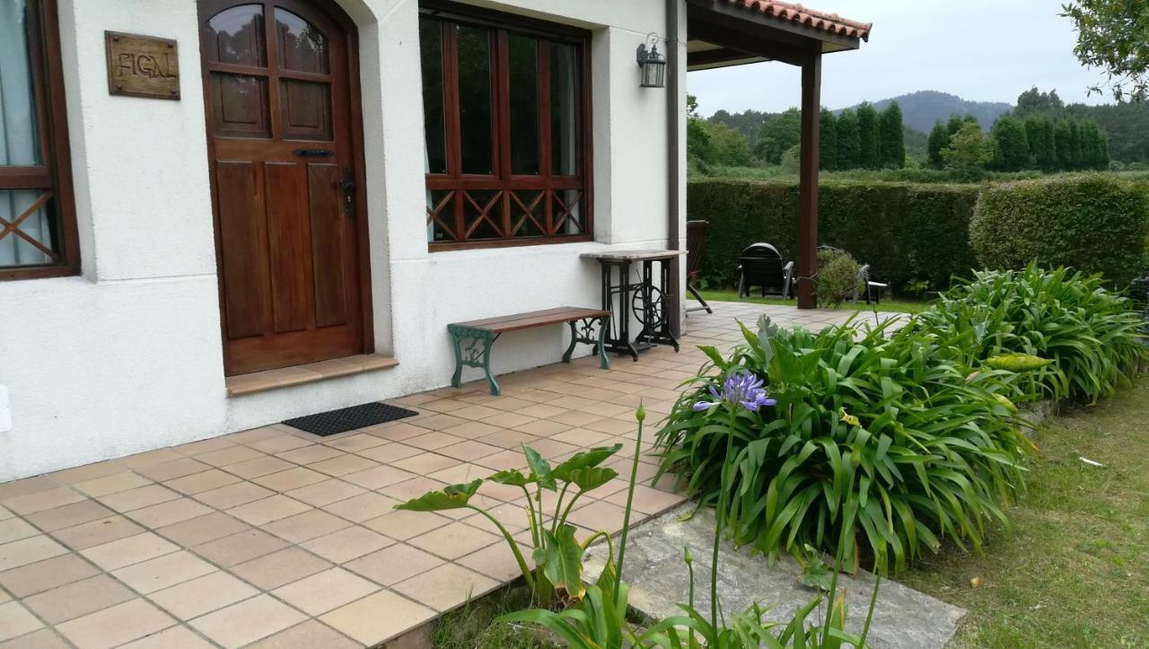 Apartamentos El Cueto Oviñana Buitenkant foto
